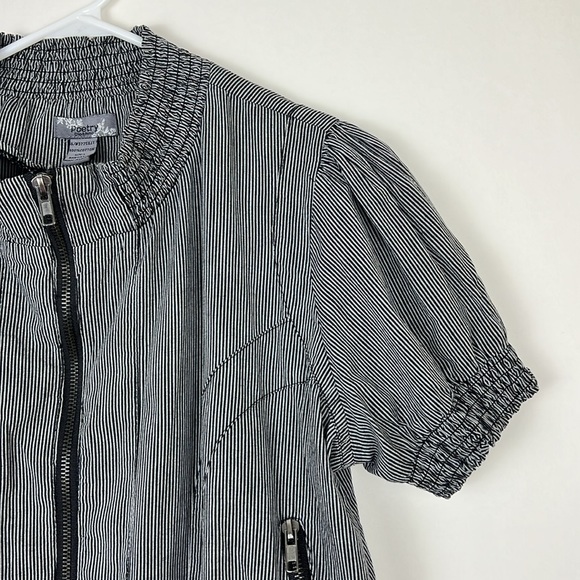 Poetry Clothing Zip-Up Top With Elevated Neck Black Gray Stripes Sz L - Picture 3 of 8